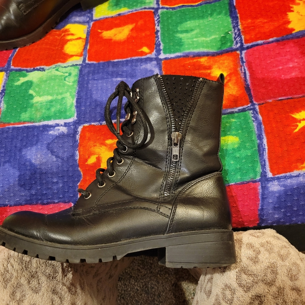 ARIZONA black lace up combat boots